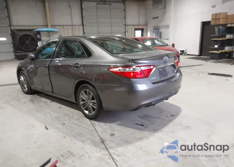 2016 Toyota Camry Se z USA, uszkodzony, nr VIN 4T1BF1FK9GU237297